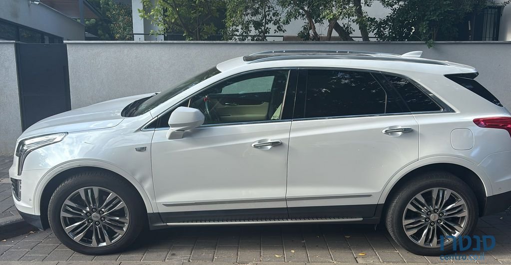 2017' Cadillac XT5 קאדילק photo #1