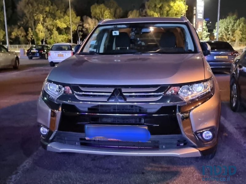 2016' Mitsubishi Outlander מיצובישי אאוטלנדר photo #4