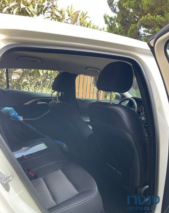 2017' Infiniti Q30 אינפיניטי photo #5