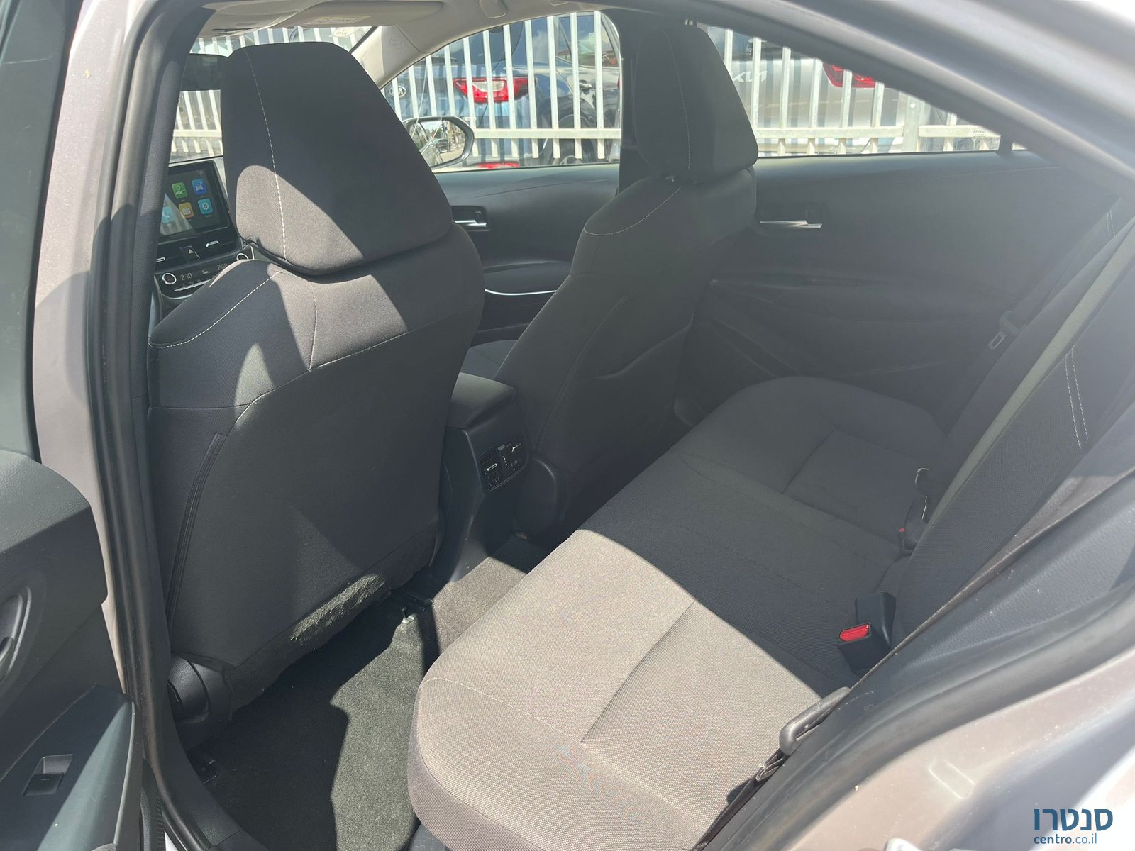 2021' Toyota Corolla photo #4