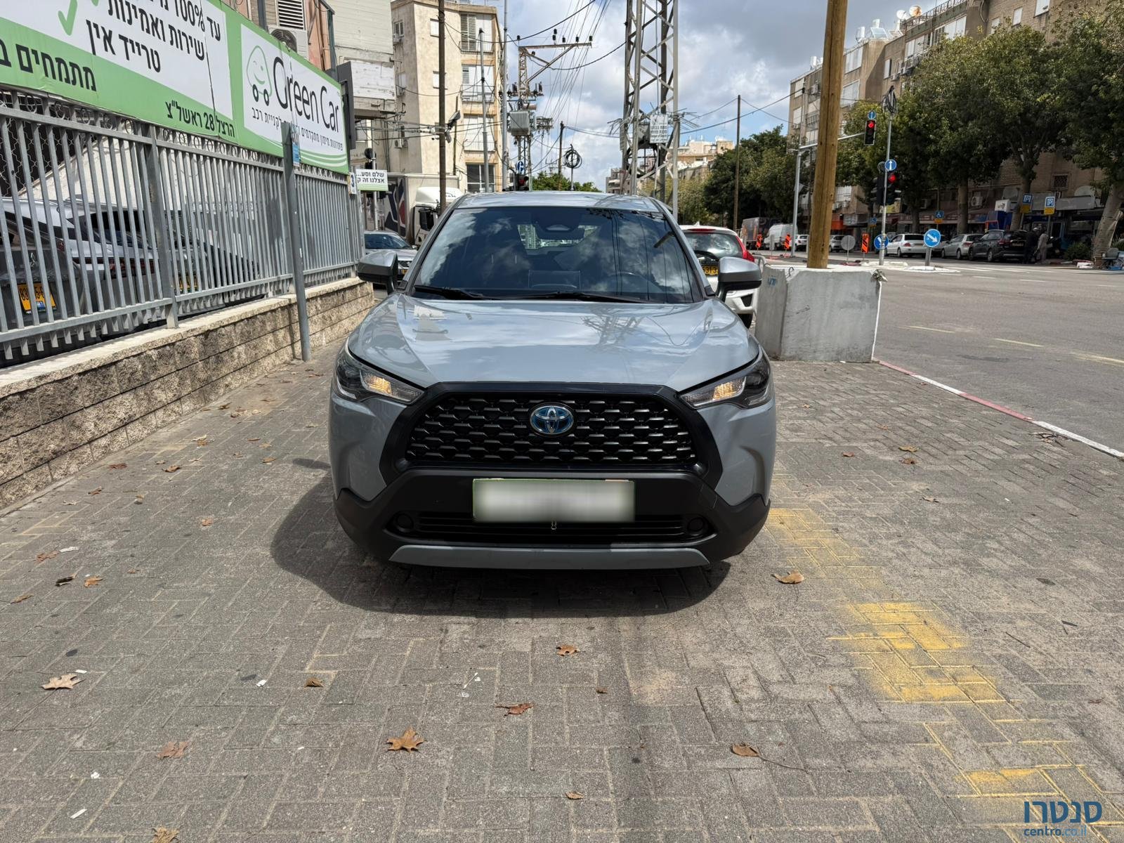 2023' Toyota Corolla Cross photo #3