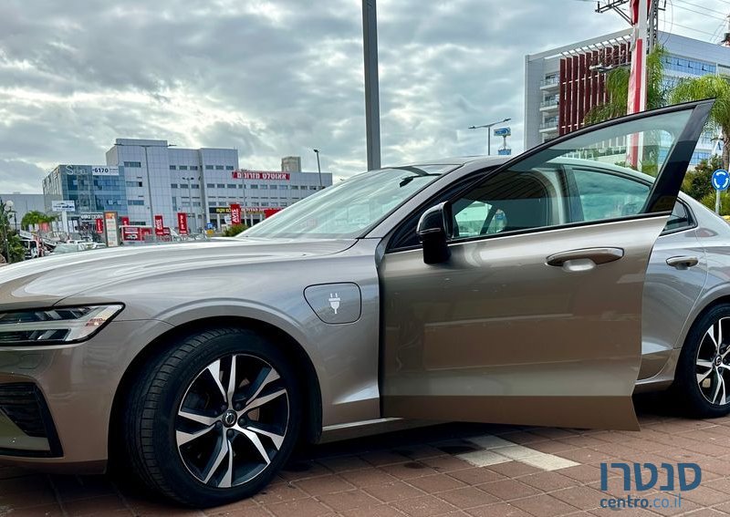 2020' Volvo S60 וולוו photo #4