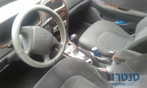 2000' Hyundai Sonata photo #4