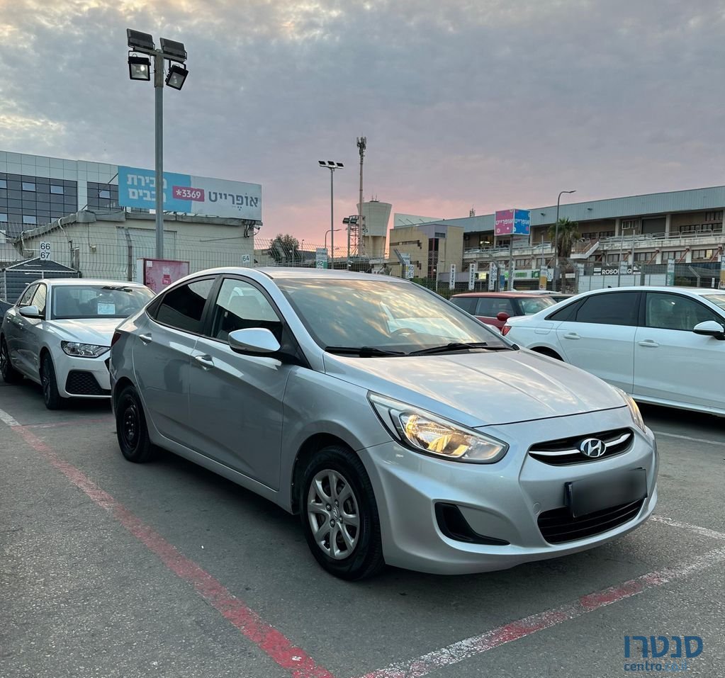 2016' Hyundai i25 יונדאי photo #6
