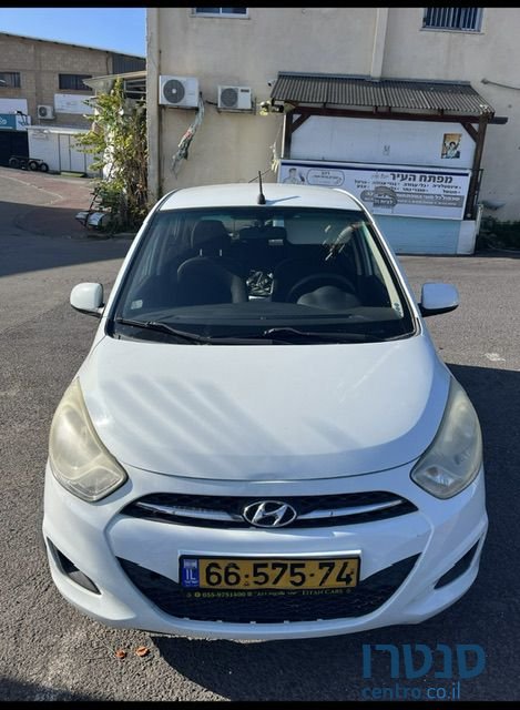 2011' Hyundai i10 יונדאי photo #1