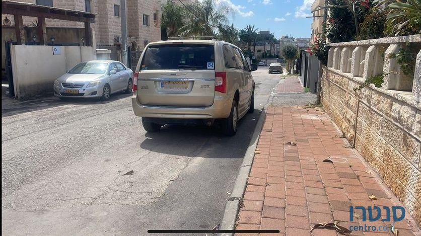 2012' Chrysler Grand Voyager קרייזלר גראנד וויאג'ר photo #6