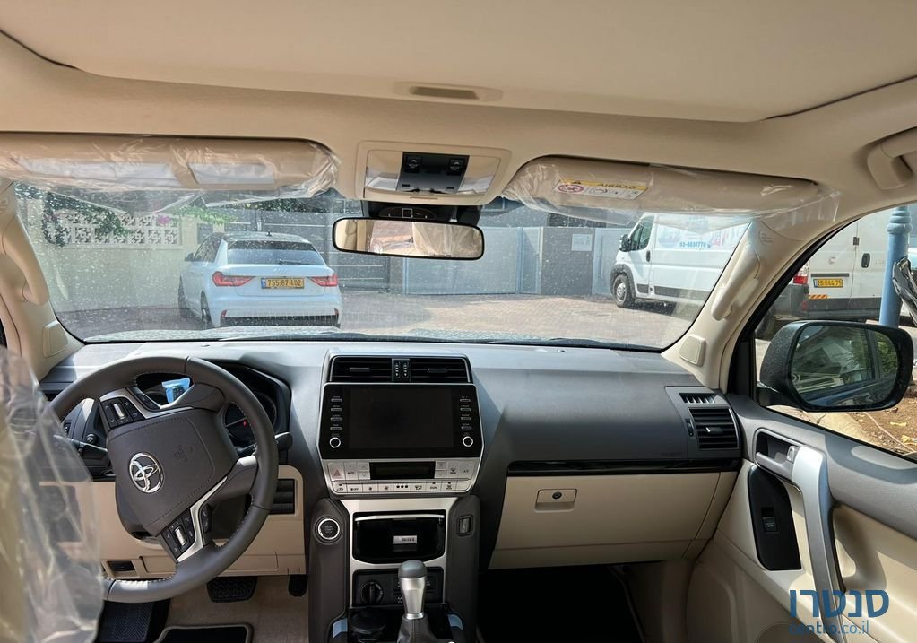 2022' Toyota Land Cruiser טויוטה לנד קרוזר photo #4