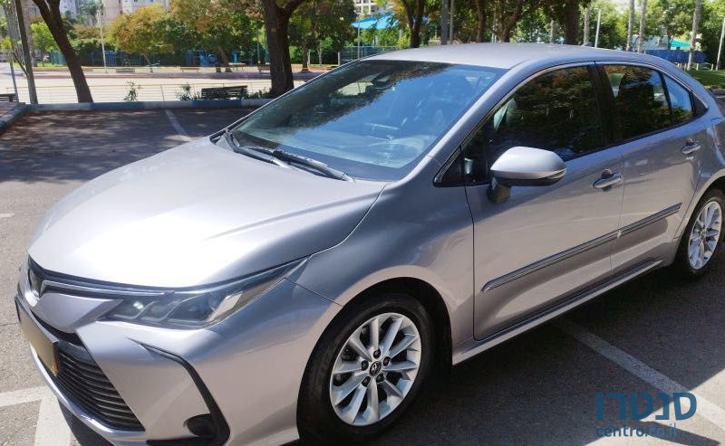 2019' Toyota Corolla טויוטה קורולה photo #1