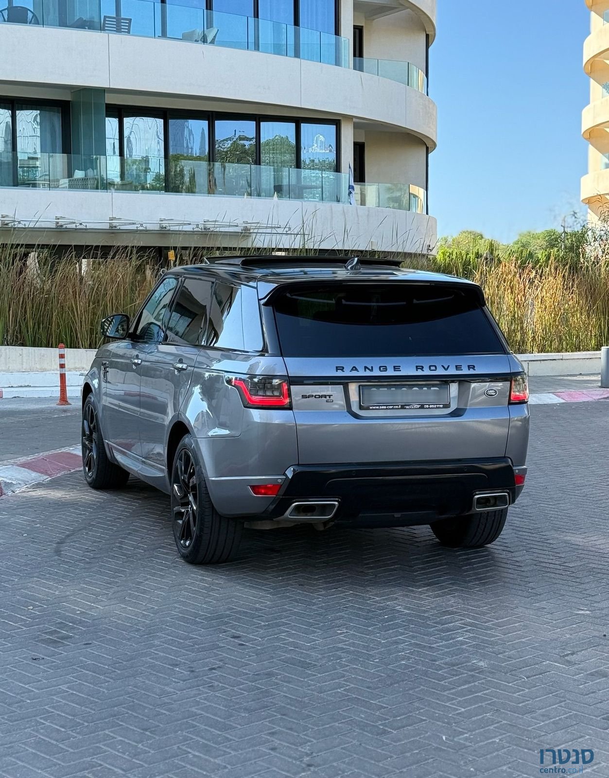 2021' Land Rover Range Rover Sport לנד רובר ריינג' רובר ספורט photo #3
