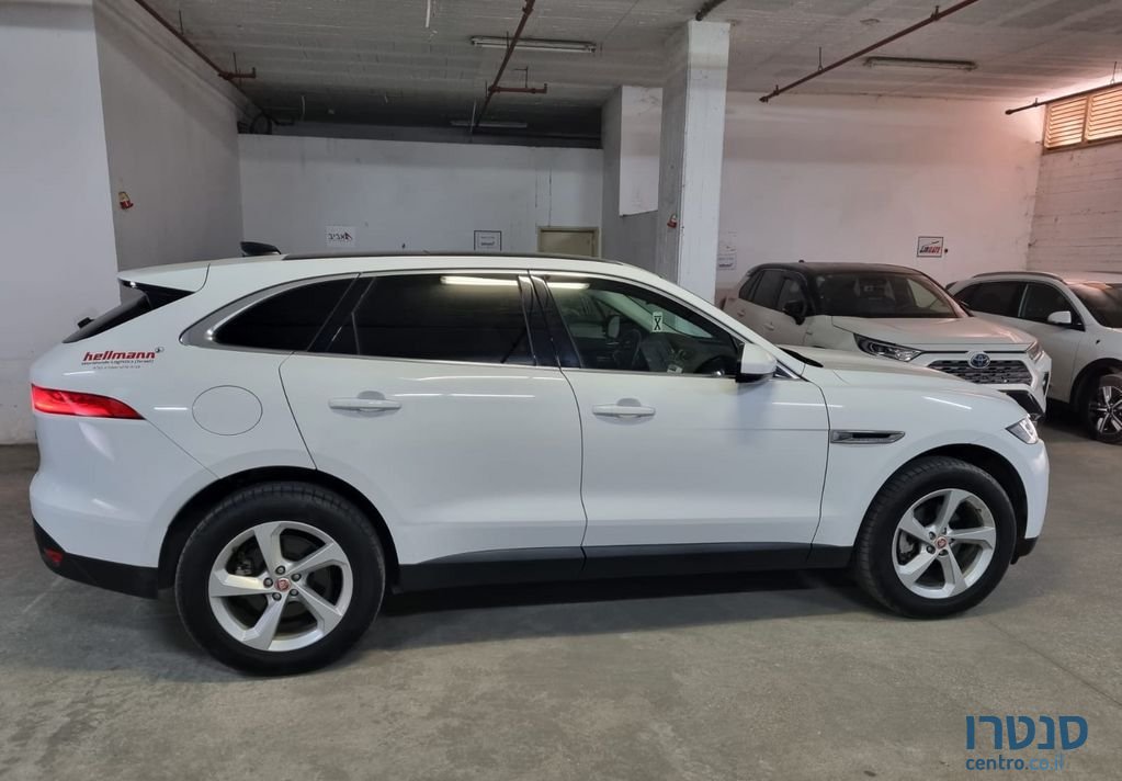 2020' Jaguar F-Pace יגואר photo #4