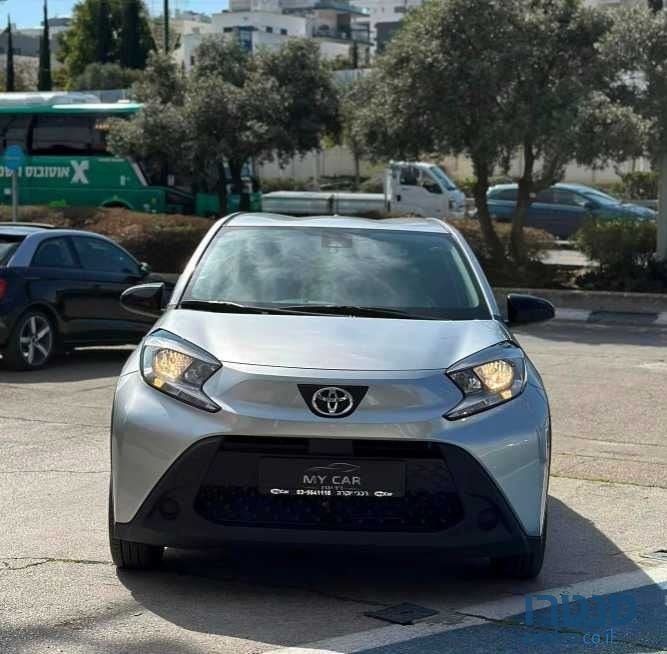 2023' Toyota Aygo טויוטה אייגו קרוס photo #2