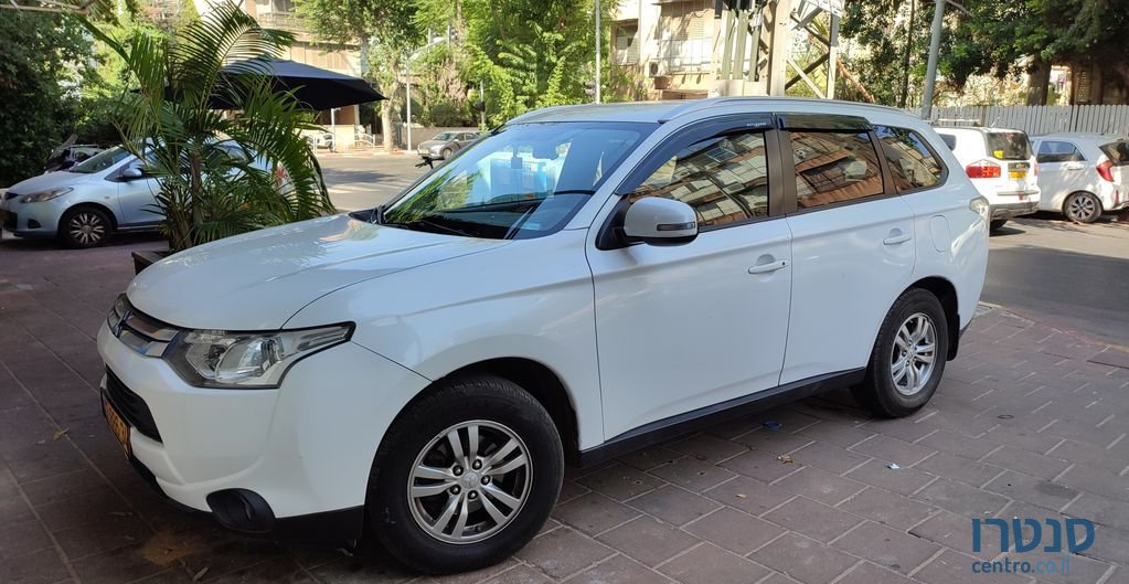 2015' Mitsubishi Outlander מיצובישי אאוטלנדר photo #5