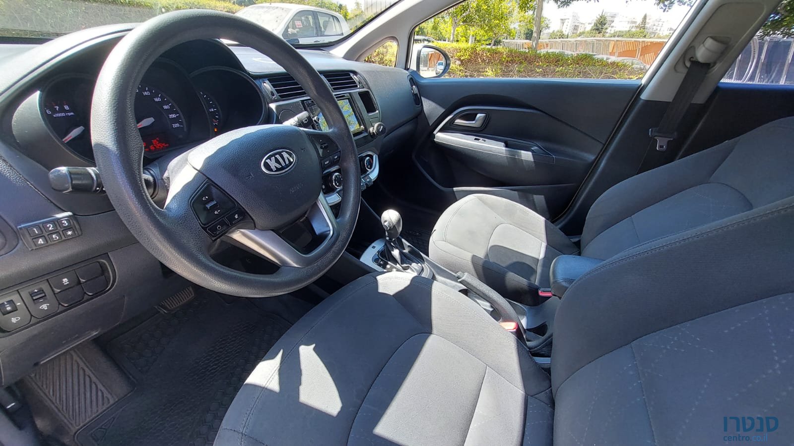2014' Kia Rio photo #7