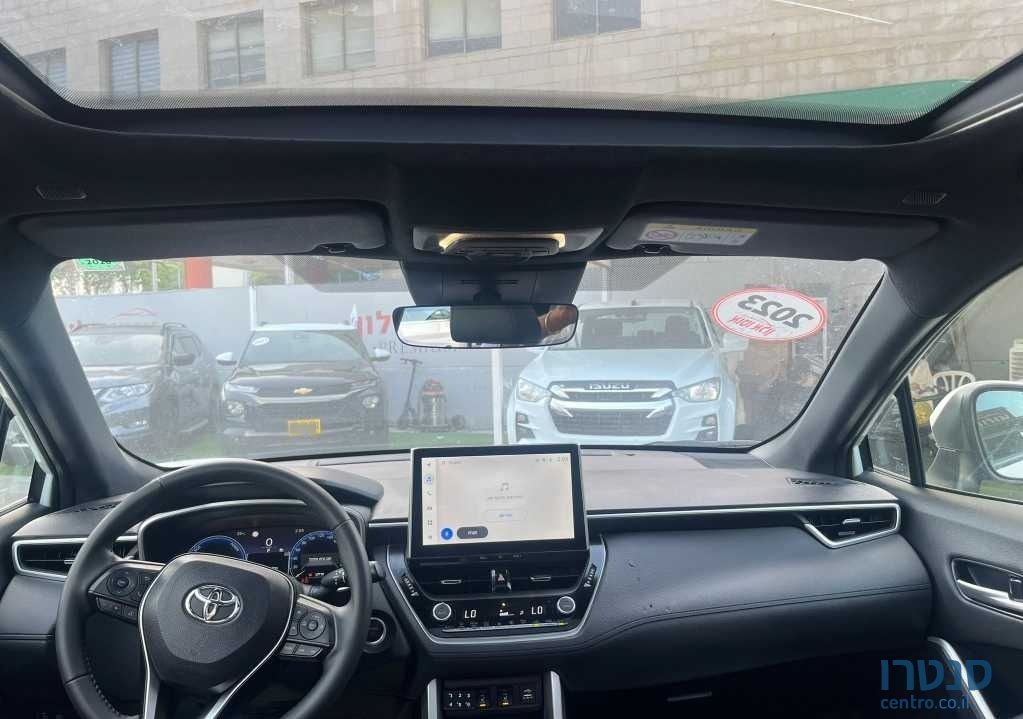 2023' Toyota Corolla טויוטה קורולה קרוס photo #6