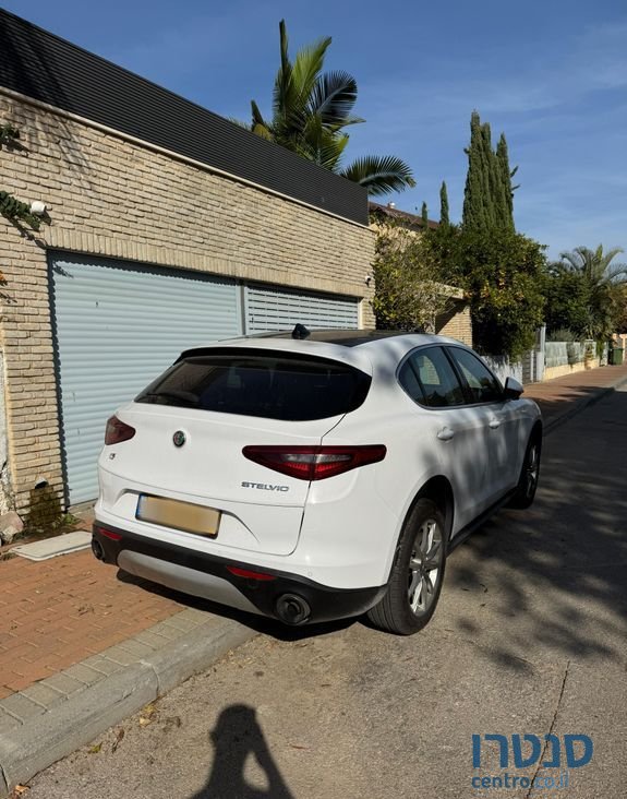 2018' Alfa Romeo Stelvio אלפא רומיאו סטלביו photo #2