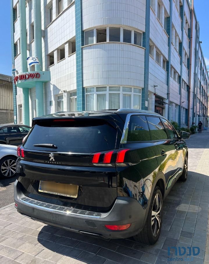 2019' Peugeot 5008 פיג'ו photo #3