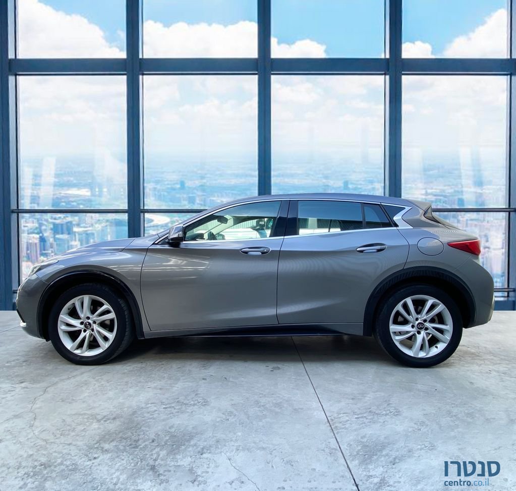 2018' Infiniti Q30 אינפיניטי photo #3