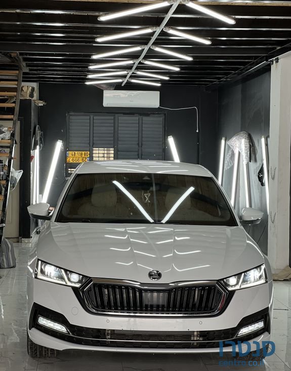 2021' Skoda Octavia סקודה אוקטביה photo #1