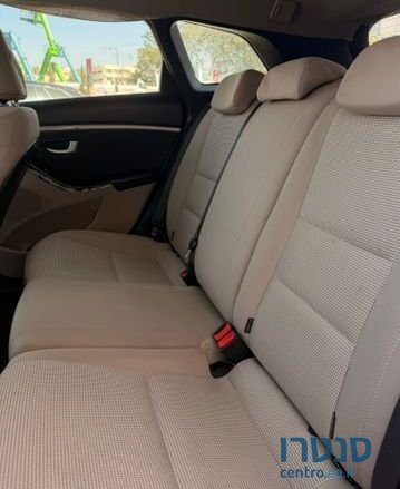 2015' Hyundai i30 יונדאי photo #4