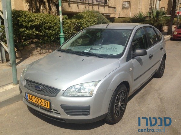 2007' Ford Focus photo #2