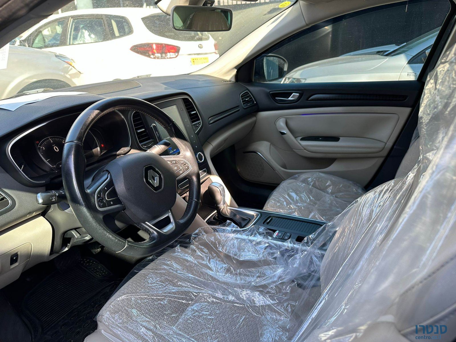 2017' Renault Megane photo #5