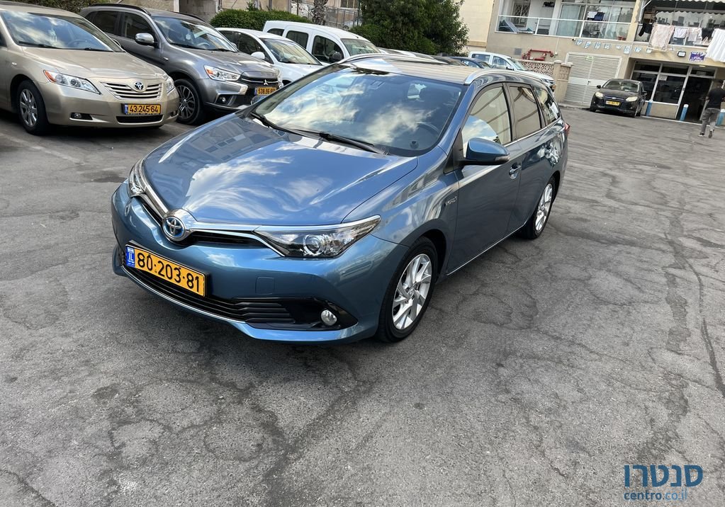 2016' Toyota Auris טויוטה אוריס photo #2