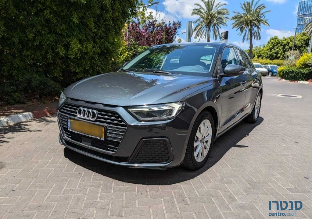 2019' Audi A1 אאודי photo #4