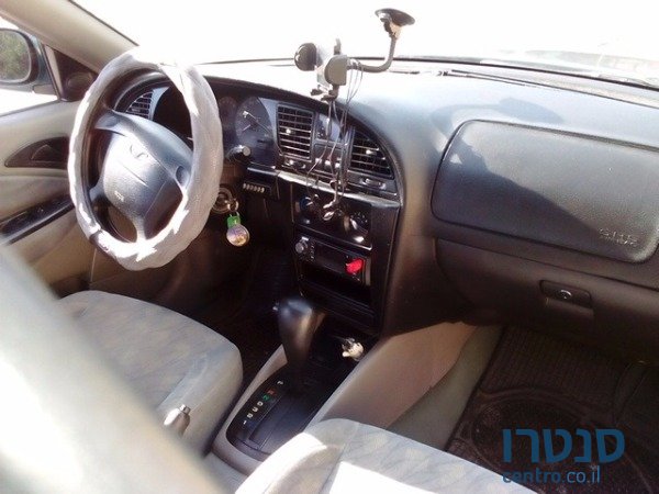 2001' Daewoo Nubira photo #4