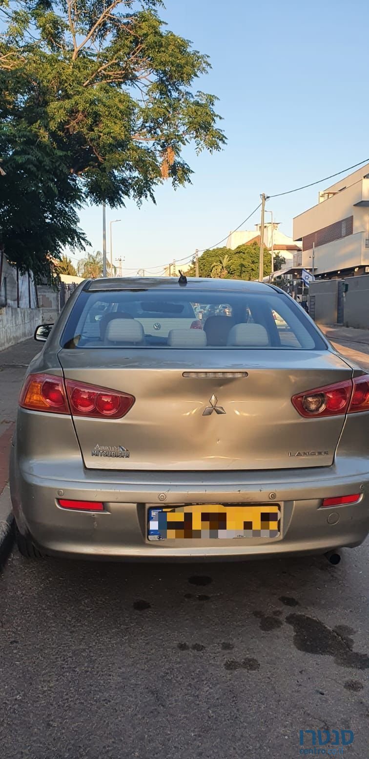 2011' Mitsubishi Lancer מיצובישי לנסר photo #2