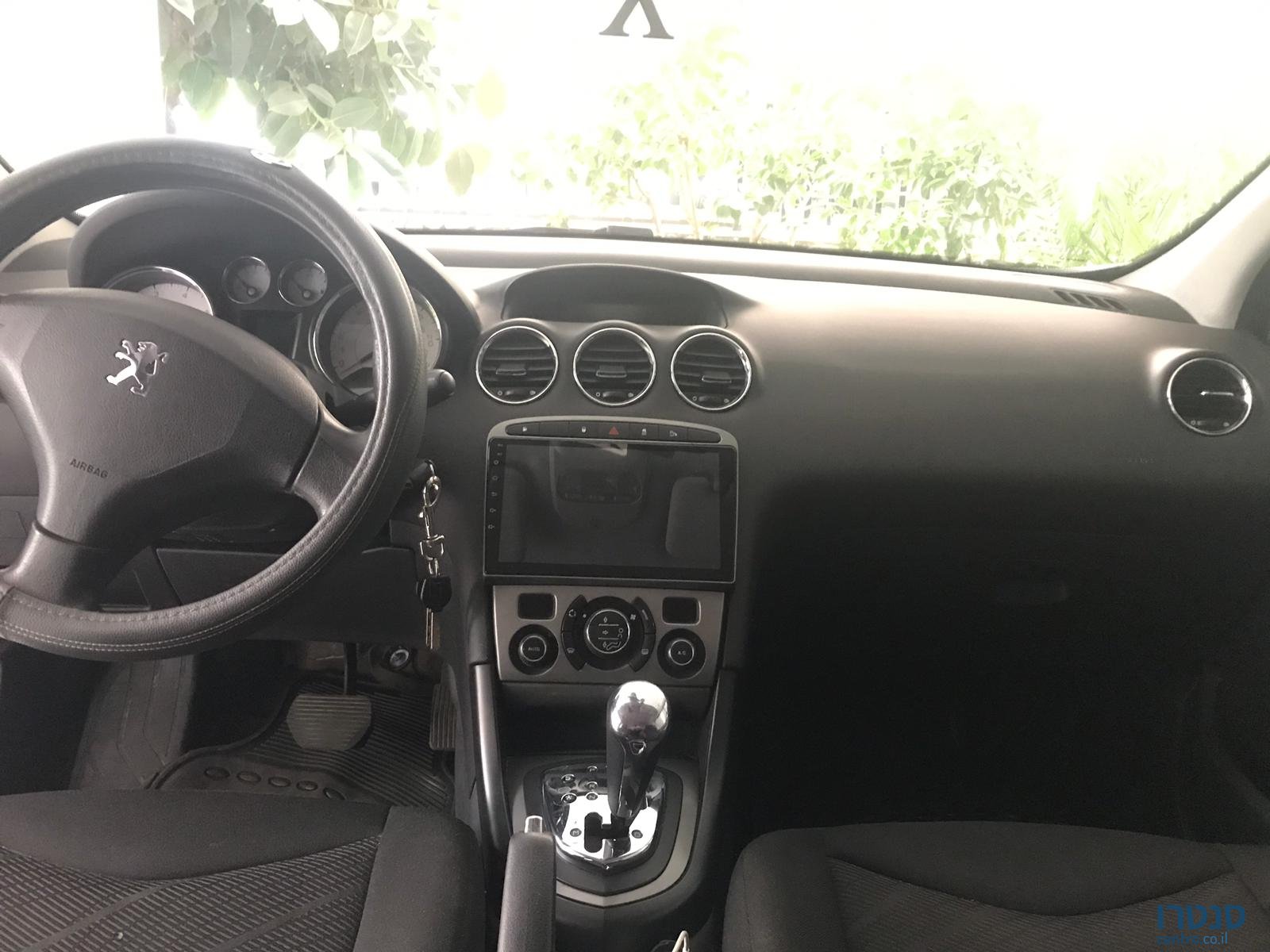 2009' Peugeot 308 photo #5