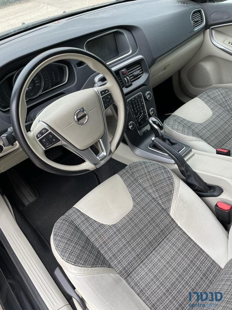 2017' Volvo V40 וולוו photo #4