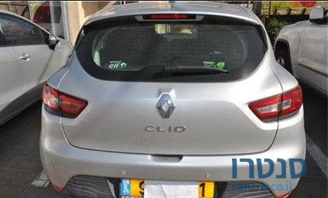 2014' Renault Clio אקספרסיון photo #2