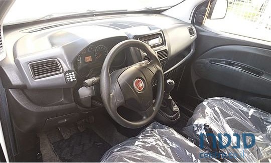 2015' Fiat Doblo photo #3