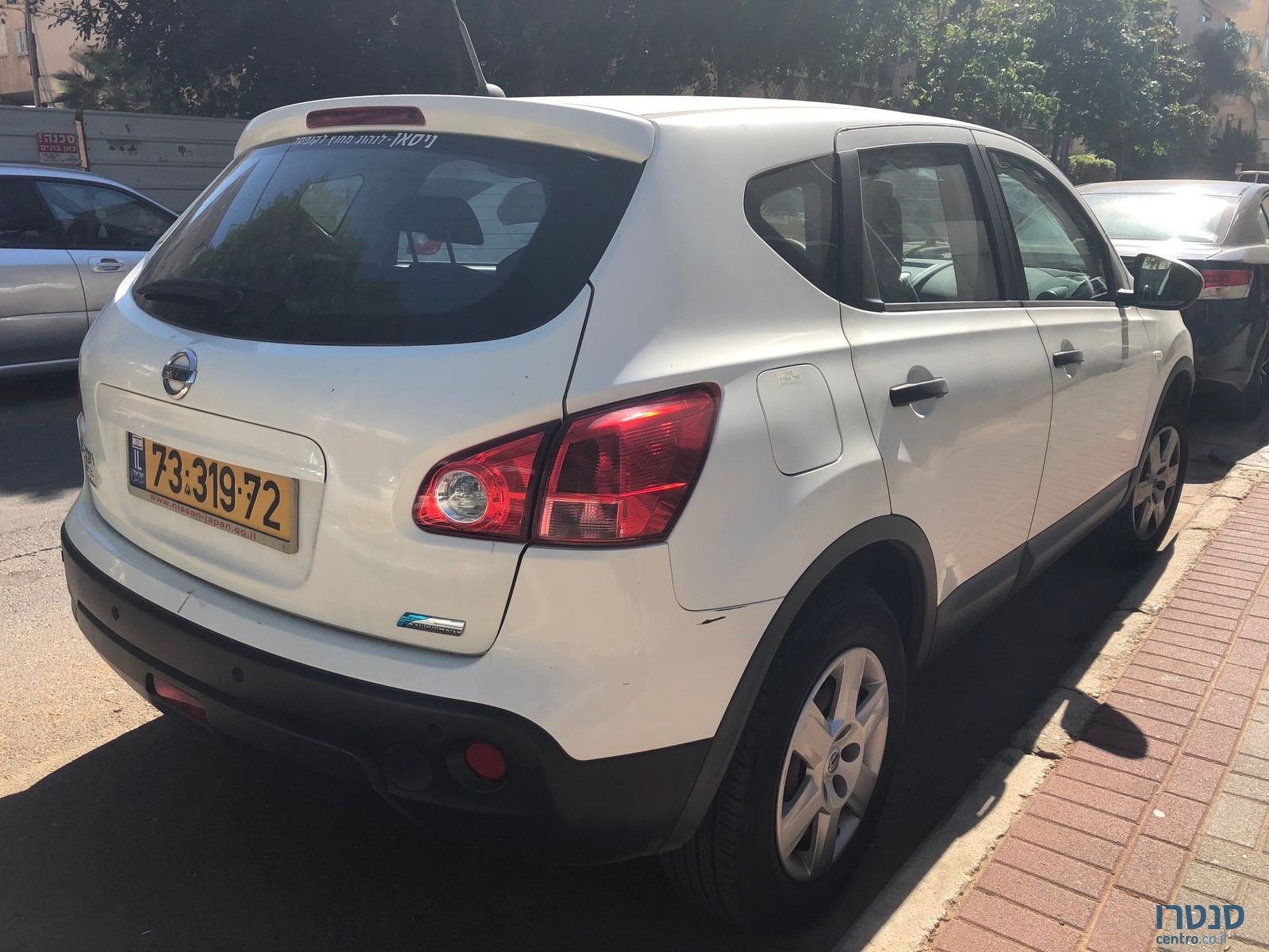 2010' Nissan Qashqai Visia photo #1