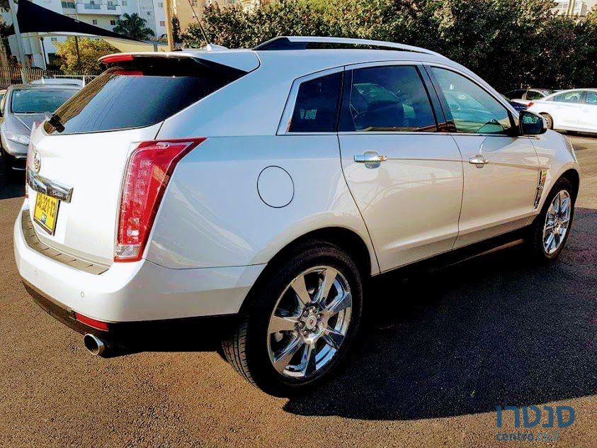 2012' Cadillac SRX photo #2