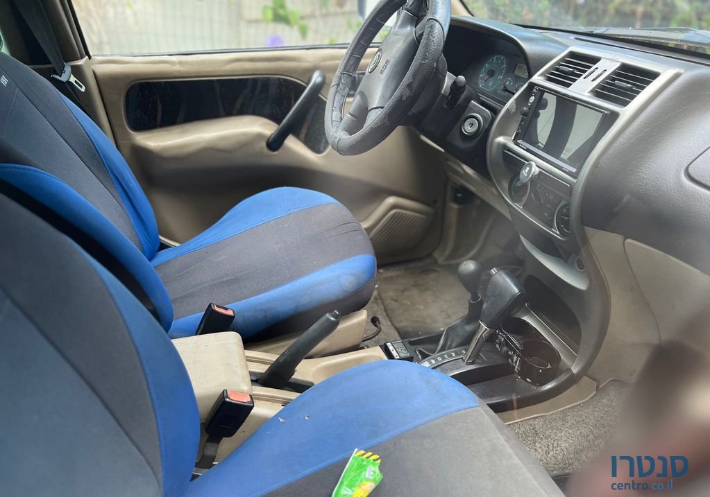 2002' Nissan Terrano ניסאן טראנו photo #5