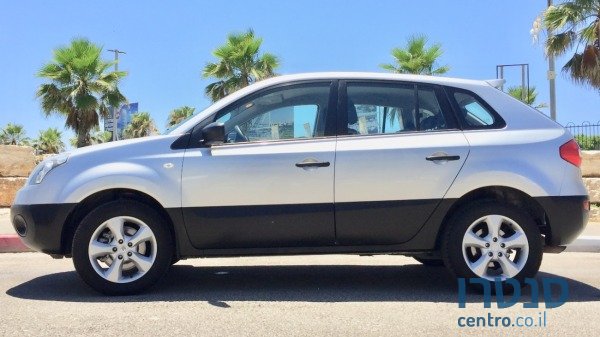 2011' Renault Koleos photo #1