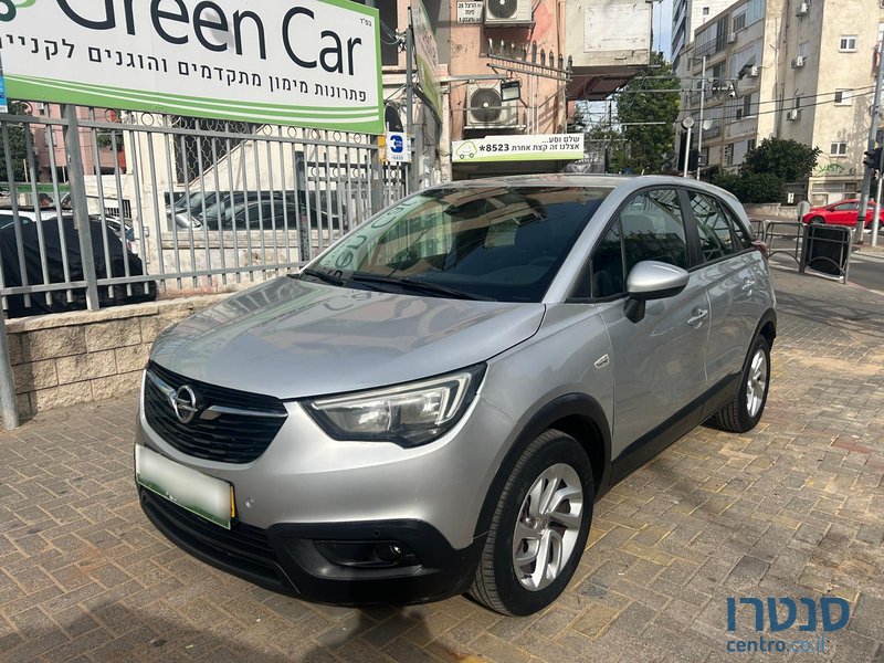 2019' Opel Crossland photo #2