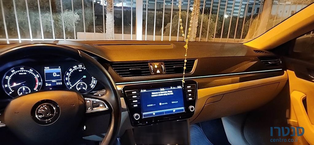 2018' Skoda Superb סקודה סופרב photo #3