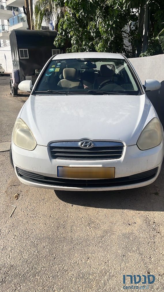 2010' Hyundai Accent יונדאי אקסנט photo #1