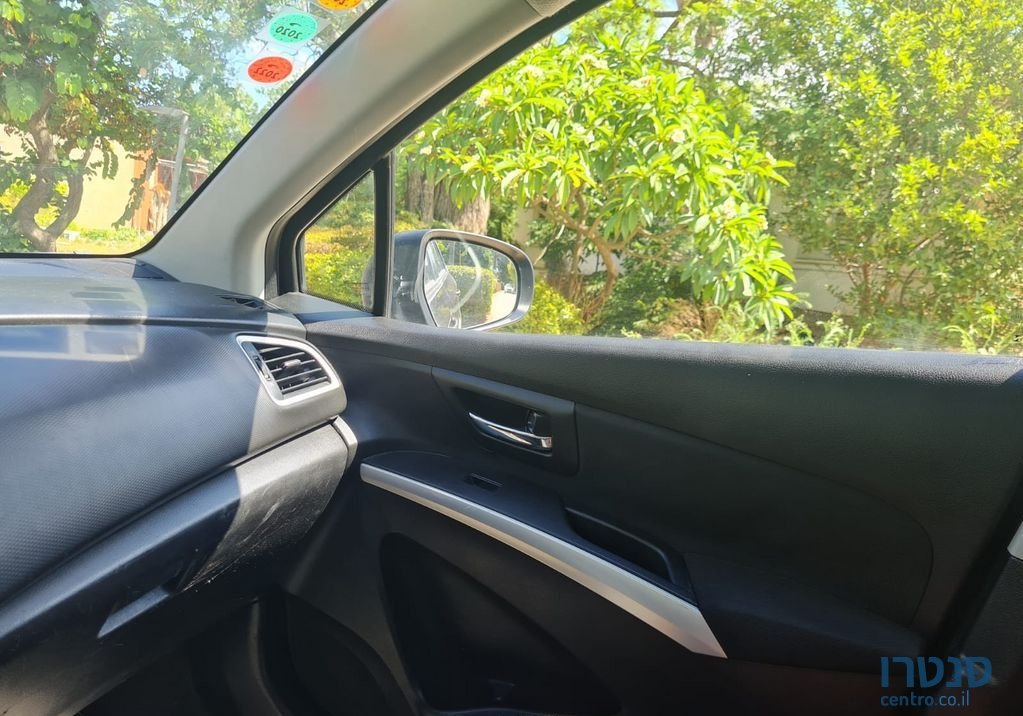 2013' Suzuki SX4 סוזוקי קרוסאובר photo #5