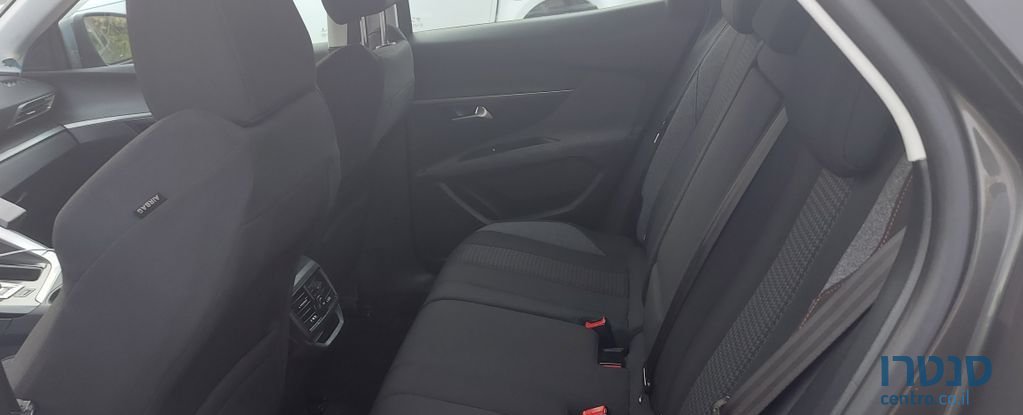 2019' Peugeot 3008 פיג'ו photo #4