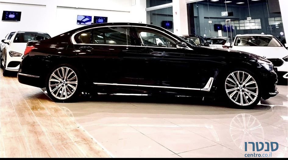 2019' BMW 740 ב.מ.וו photo #1