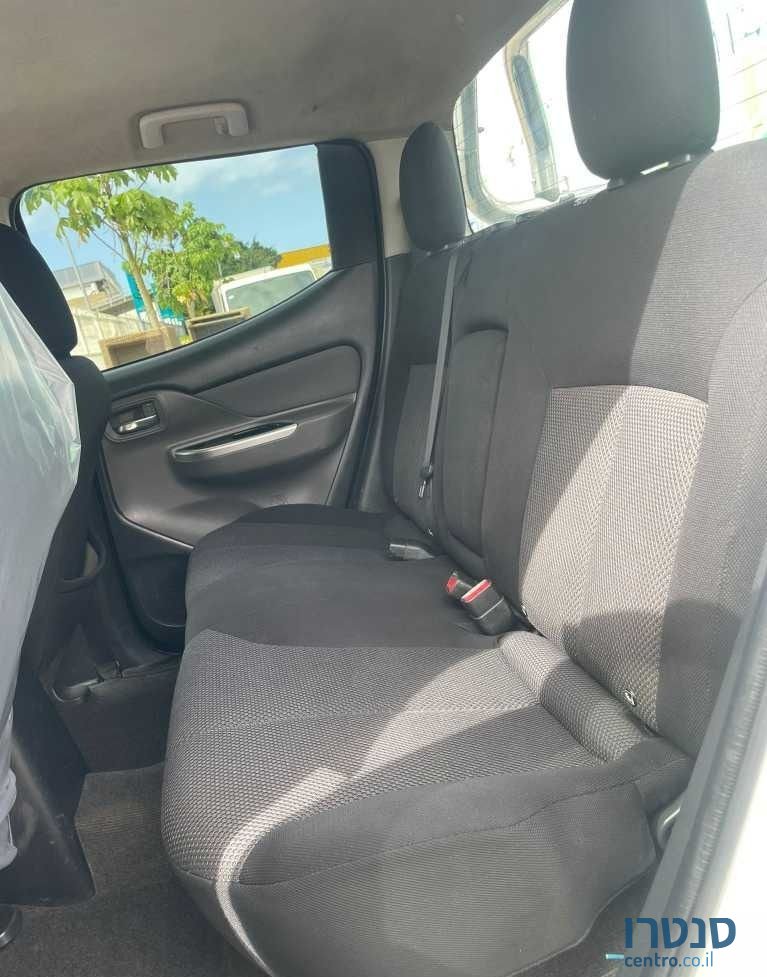 2016' Mitsubishi L200 4X4 מיצובישי טרייטון photo #3