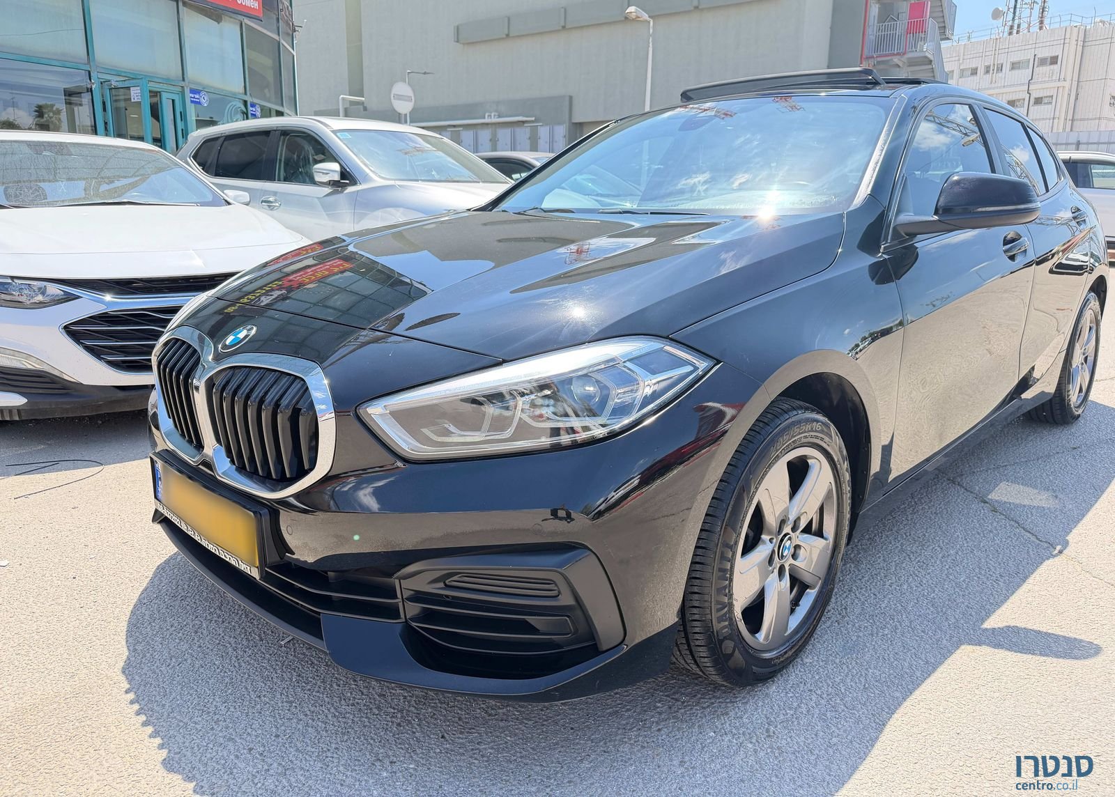2021' BMW 1 Series ב מ וו סדרה 1 photo #1