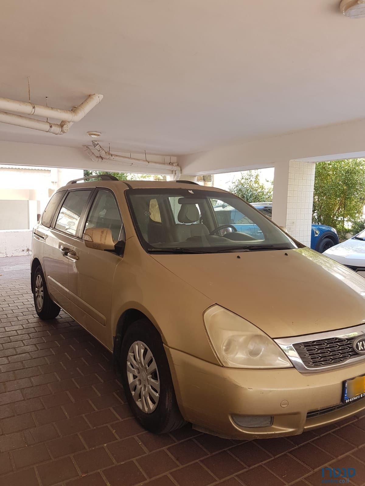 2010' Kia Carnival קיה קרניבל photo #3