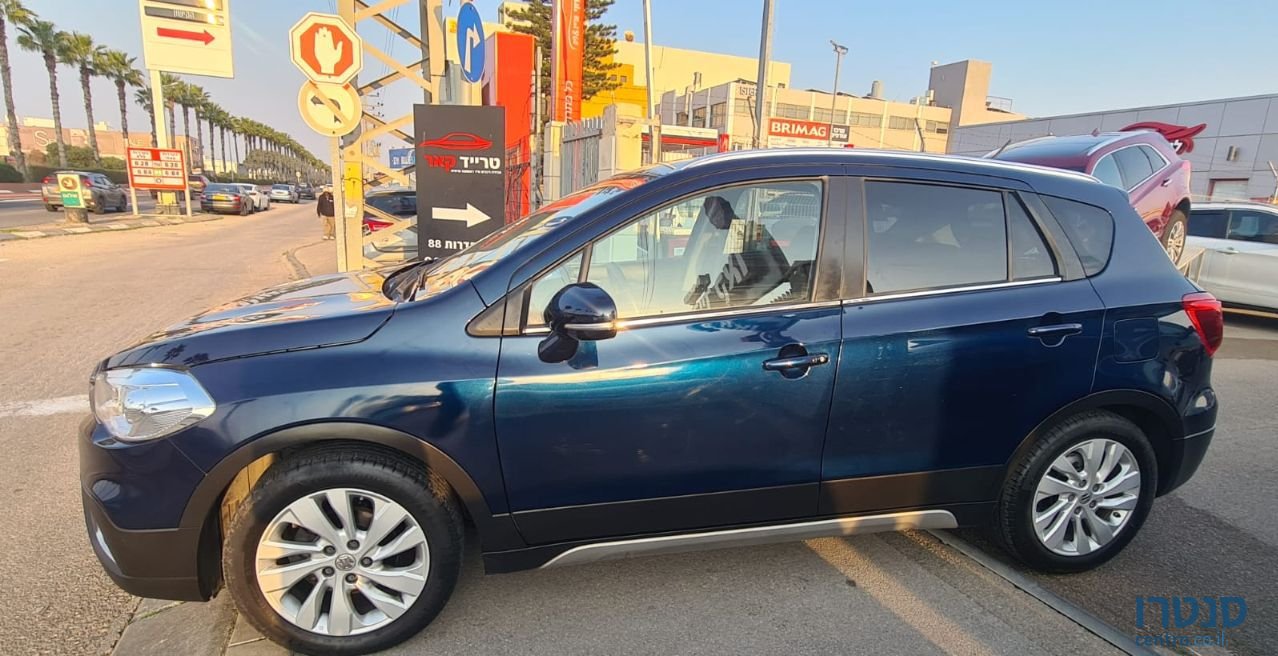 2019' Suzuki SX4 סוזוקי קרוסאובר photo #1