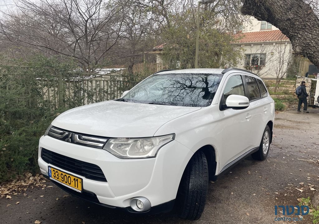 2013' Mitsubishi Outlander מיצובישי אאוטלנדר photo #3