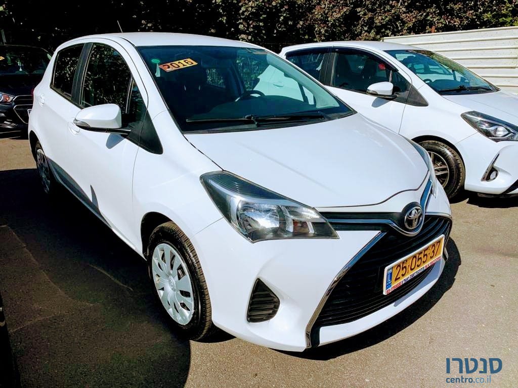 2016' Toyota Yaris photo #1