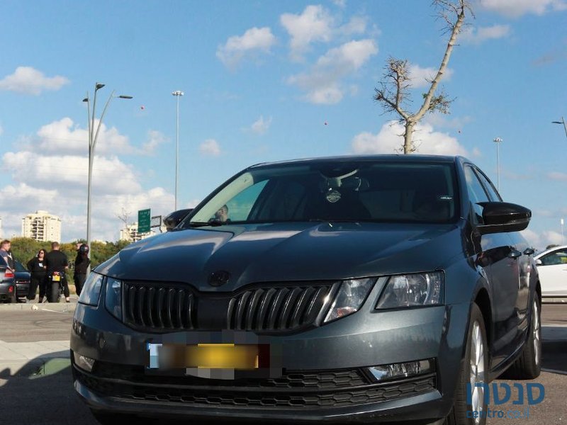 2018' Skoda Octavia סקודה אוקטביה photo #2